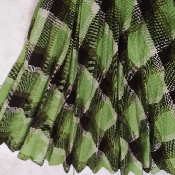 NEO-VINTAGE Eco-lux Upcycled wool GREEN plaid Sunburst pleated bias skirt - Picture 8 of 9